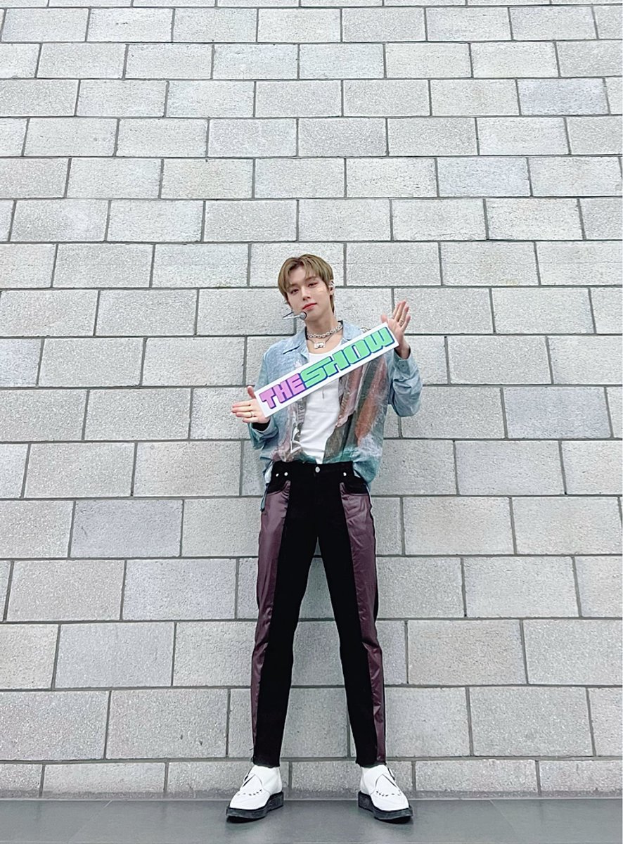 KSHOWOFFICIAL's tweet photo. K-SHOW! 230428: Park Jihoon
(K-SHOW! Comeback) https://t.co/oVSYwwDXCX