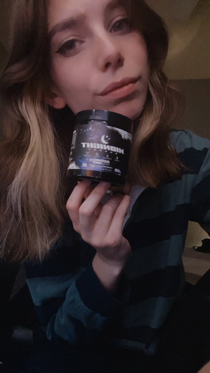 itspyesees's tweet photo. ayo my camera quality may be awful, but Midnight Energy sure isn’t. Follow the link in my bio and use code pyesees at checkout for 10% off! https://t.co/aqNgYnWCPx