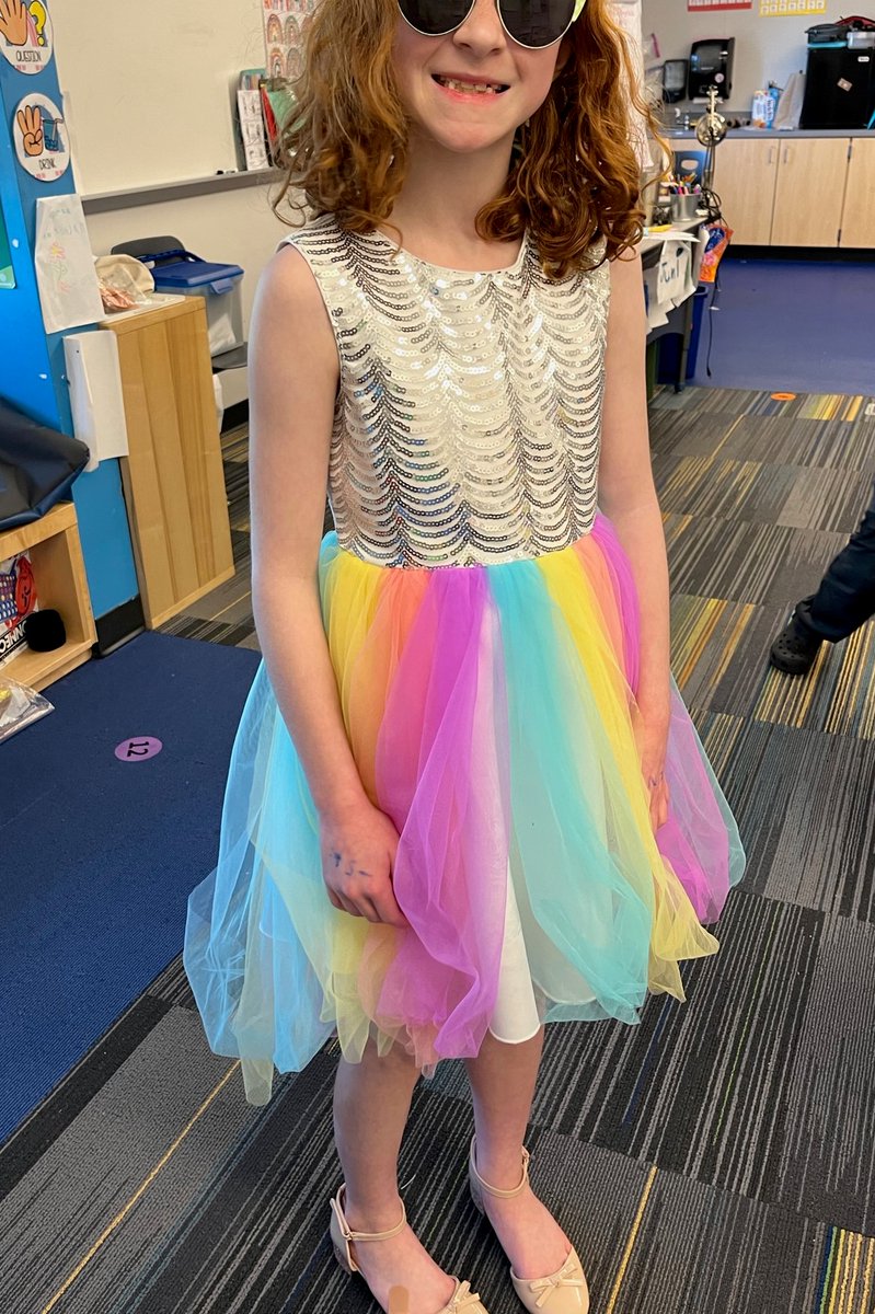 sunpseagles's tweet photo. Rainbow spirit day at Sunset - our students shine! https://t.co/uitzbMrqTi