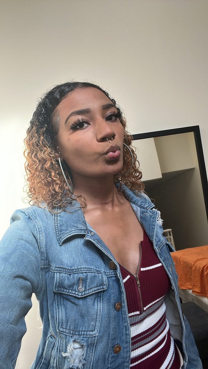 Tinkkhoee's tweet photo. 🧚🏽‍♀�� https://t.co/ON3DwOJhc0