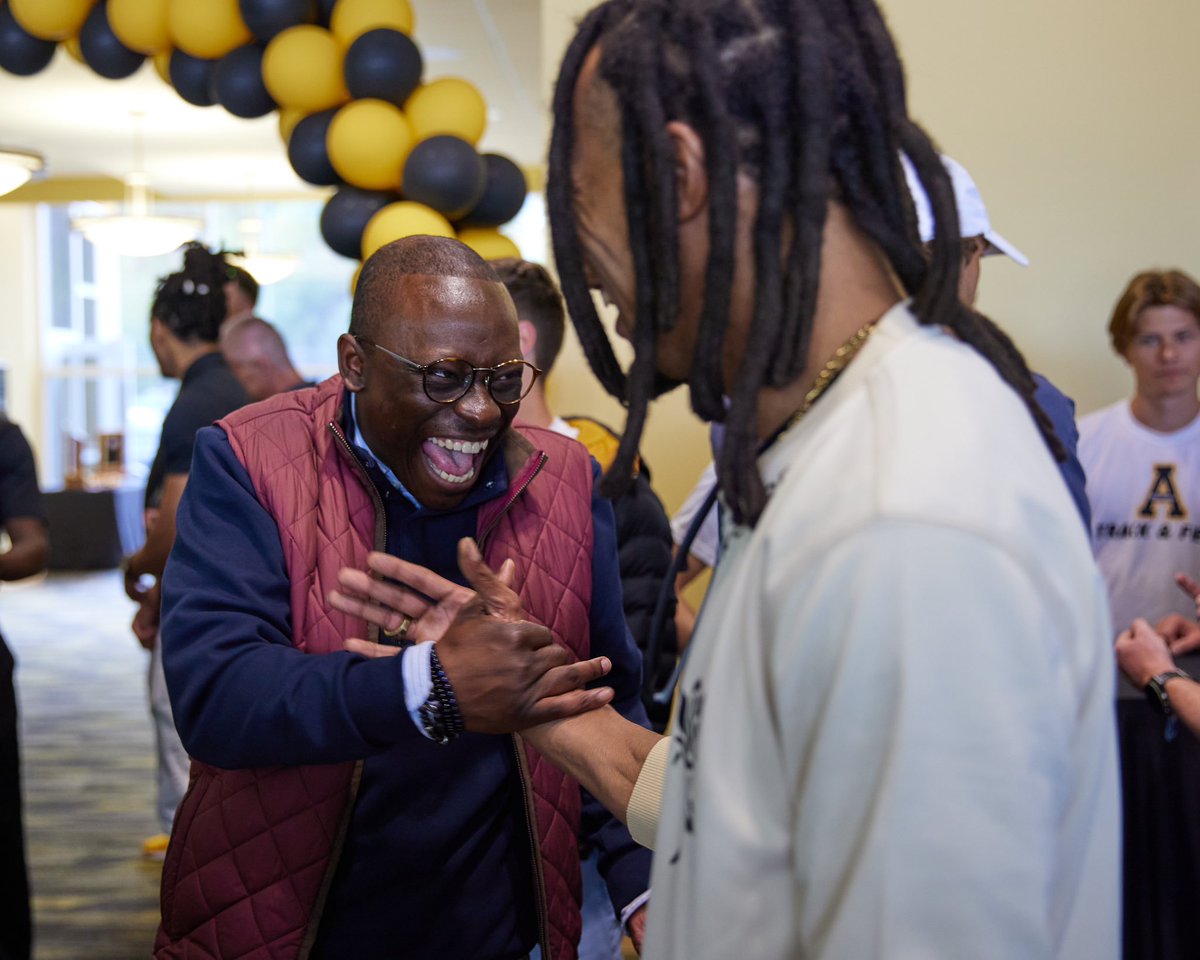 AppTF_XC's tweet photo. It’s a great day to be a Mountaineer! 

We celebrated the ribbon cutting of the Randy Marion Track &amp; Field Facility despite forecasted severe weather. 

#GoApp #AppStateOpen https://t.co/TYDaQgkvbC
