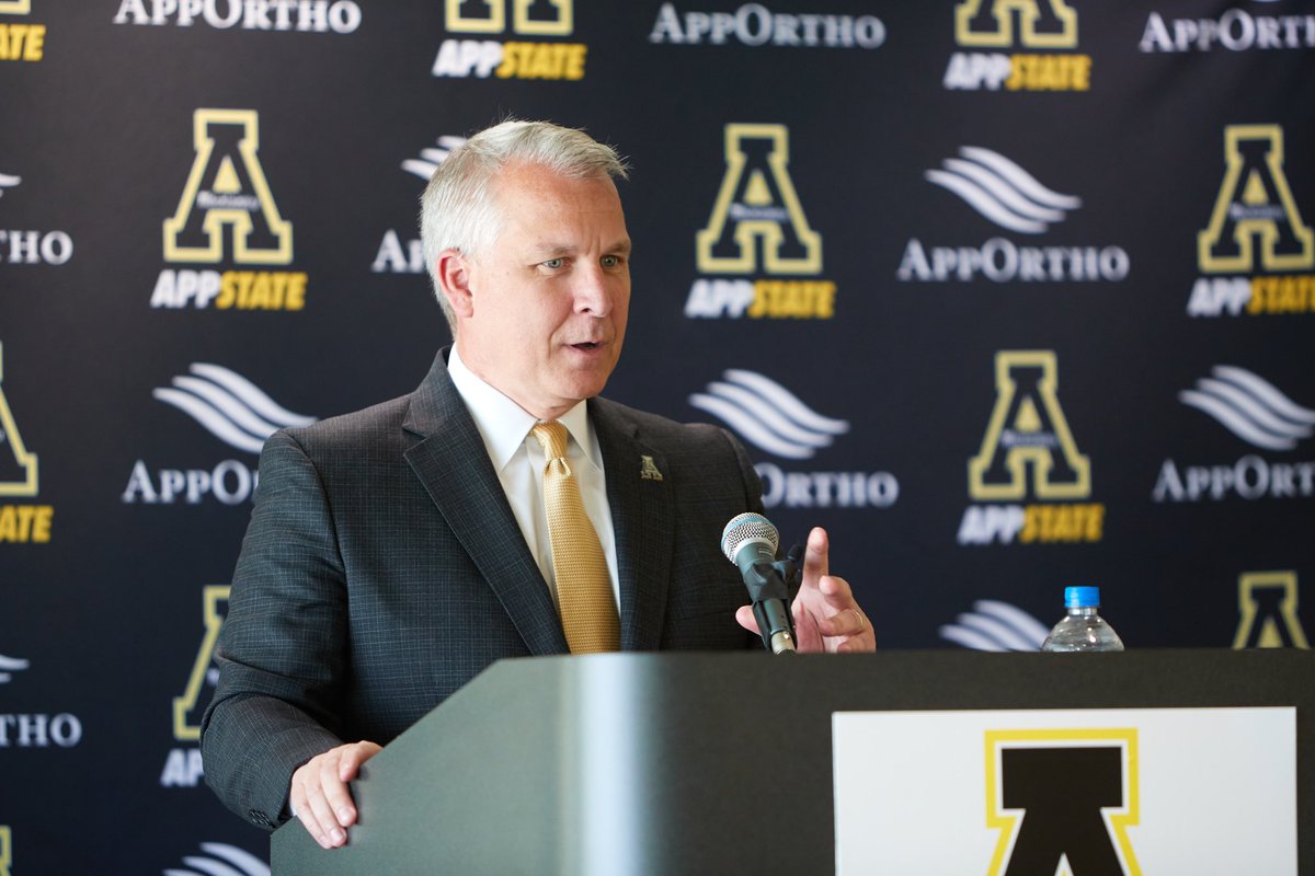 AppTF_XC's tweet photo. It’s a great day to be a Mountaineer! 

We celebrated the ribbon cutting of the Randy Marion Track &amp; Field Facility despite forecasted severe weather. 

#GoApp #AppStateOpen https://t.co/TYDaQgkvbC