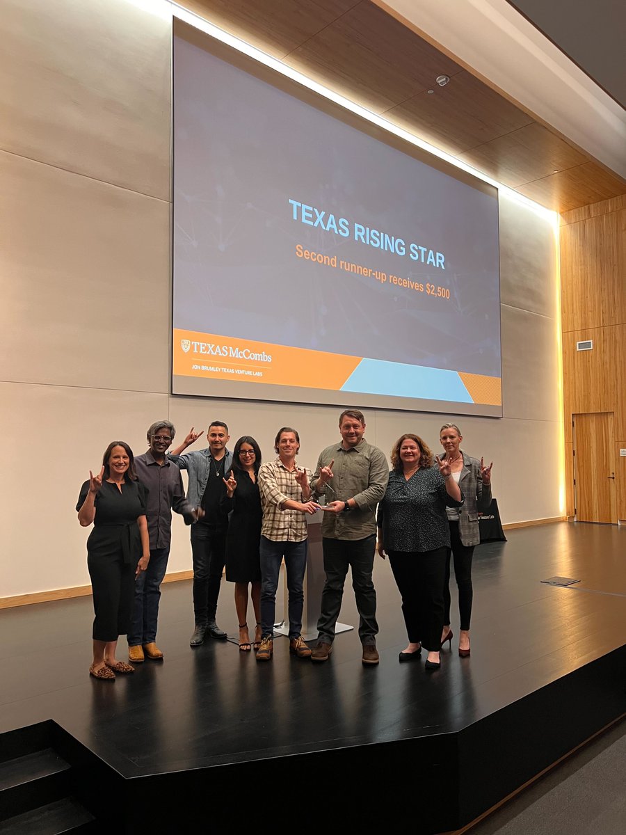 TXVentureLabs's tweet photo. And that’s a wrap! 🎉

Congratulations to our TVLIC Texas Champion @hamperapp!

To see our other amazing winners, stay tuned to our blog where we will be detailing each company and their prizes: https://t.co/WIbo7yVVP6 https://t.co/kc8fQ8ELLi