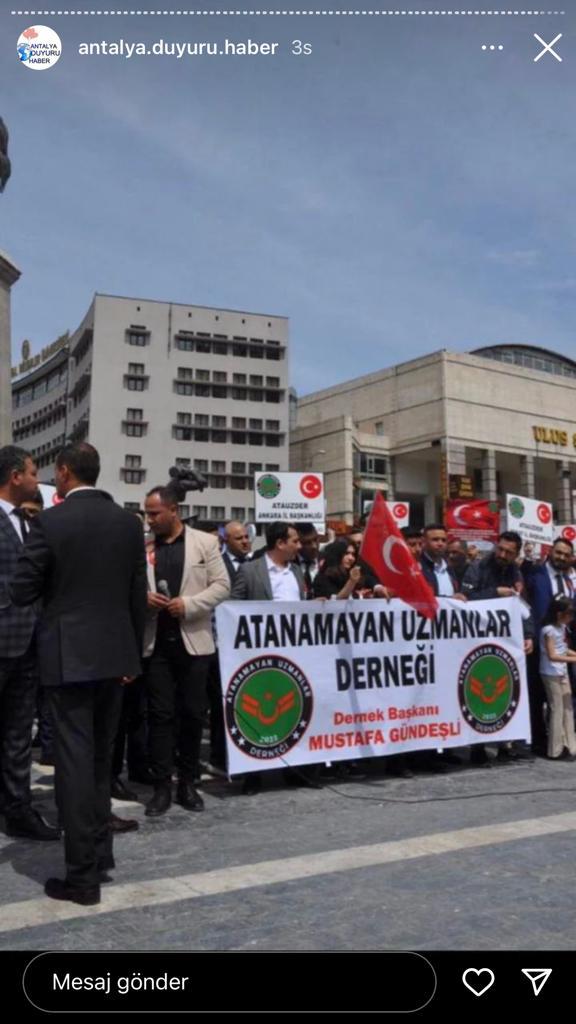 turkiyem555's tweet photo. @gundes_46 @suleymansoylu #Eskiuzmancvşlar ESKİ UZMAN ÇAVUŞLAR; VATAN VE MİLLETİN BÖLÜNMEZ BÜTÜNLÜĞÜNE GÖZ DİKEN HAİNLERİ YERİN DİBİNE SOKAN BİZLER!KANUN ÖNÜNDE VERİLEN HAKKIMIZ NEDEN İSTİSMAR EDİLİYOR.!DEVLET BÜYÜKLERİMİZ BİZİM FERYADIMIZI NE ZAMAN DUYACAKSINIZ! @suleymansoylu https://t.co/j8hg1nsbb1