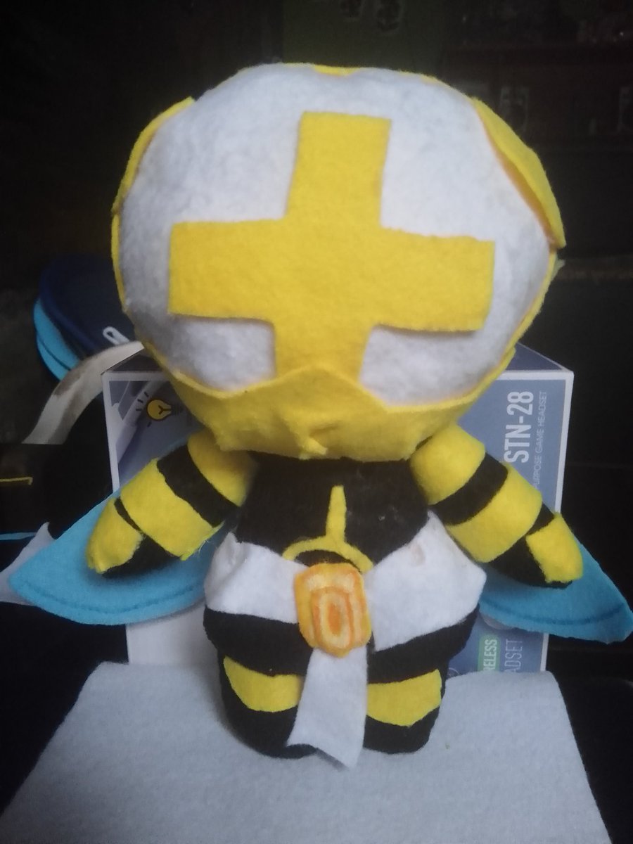DeiraPiper's tweet photo. So~ I made a Gabriel plush (⁠*⁠´⁠ω⁠｀⁠*⁠) 
M-man i love him~
#ultrakill https://t.co/tNCd8Bplvj