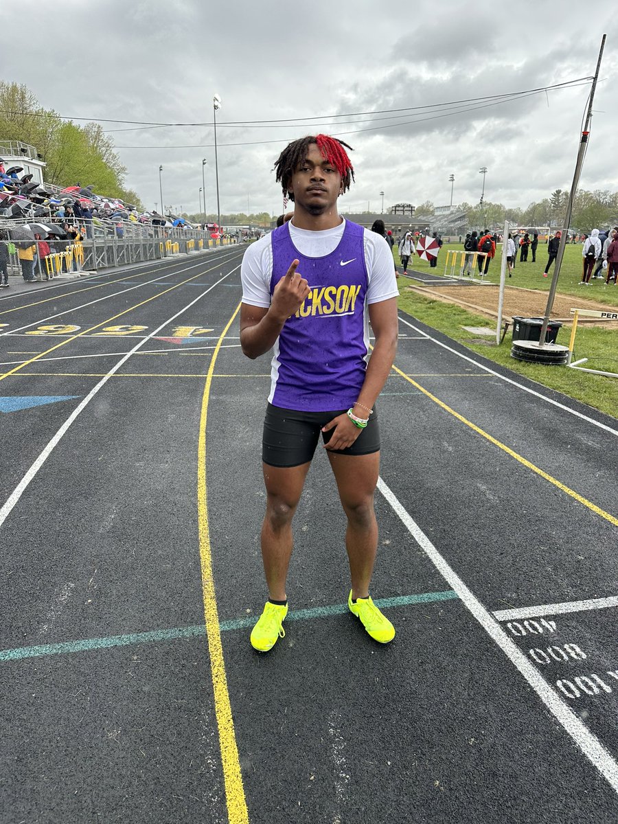 KaileyZagst's tweet photo. Jamahl Phillips from Jackson secures the victory in the boys 100m dash! @OHMileSplit #Perry910Invitational https://t.co/fiDSTr3zg8