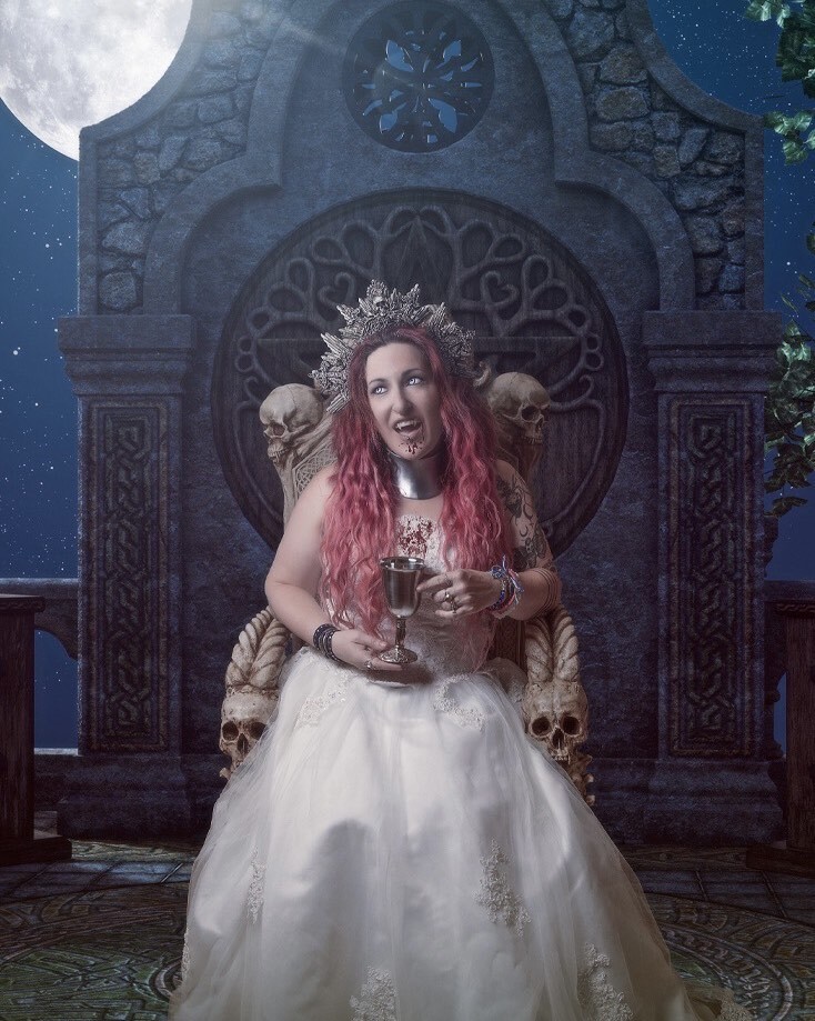 wickedepiction's tweet photo. Last of the mythical creatures oracle outtakes…just meee vamping it up. #wickeddepictionphotography #mythicalcreaturesoracledeck #fantasyphotographer #portraitphotographer #vampireselfie https://t.co/IVcpGFZ1FY https://t.co/eAjjA4gI8e