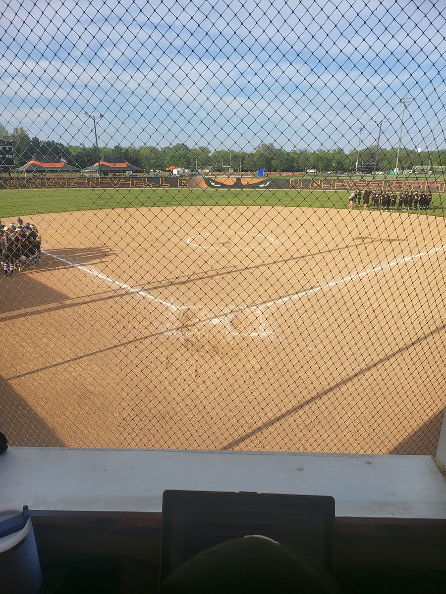 NateDavidson6's tweet photo. Final from the first game of the double header @ICladybluesSB 7 @Softball_GU_ 0 @GUPanthers #GUSMGT240 https://t.co/AyrNQCsa6e
