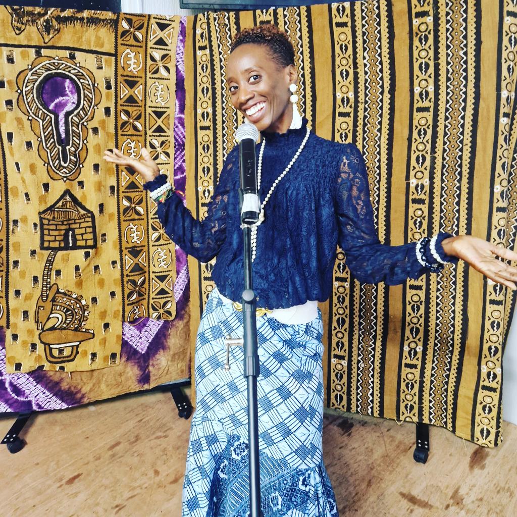 Lady Esi tweet media