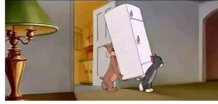 الدانات شغاله والذخيره مولعه والقصف الجوي مدور 

 - الشعب السوداني 🙂💔