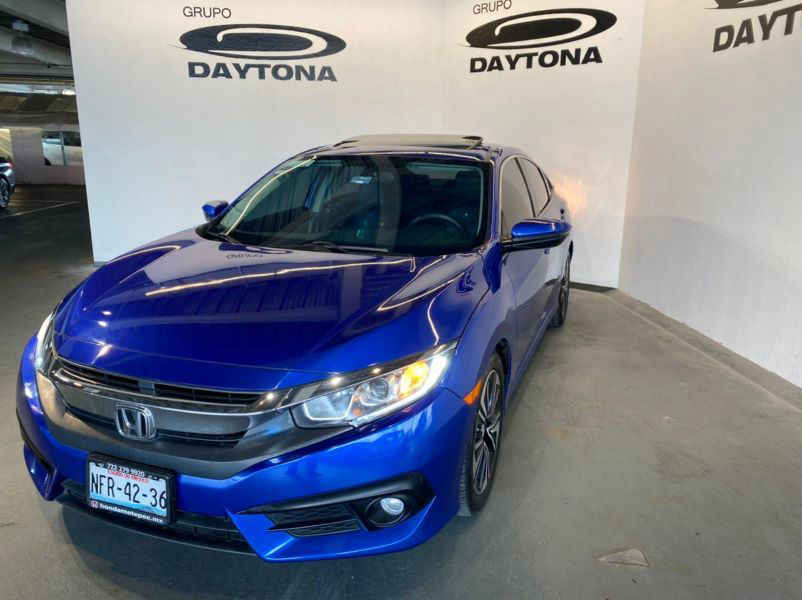 HondaInterlomas's tweet photo. Se vende Honda Civic 2017 Usado

  Precio: $ 374,500 MXN Negociable

  Transmisión: Automática

  Color: Azul

  Kilometraje: 89,400Km.

  Ubicación: Huixquilucan, México

  ref20563726 #MaxiPublica #AutosEnVenta https://t.co/Mqk1smPX9z