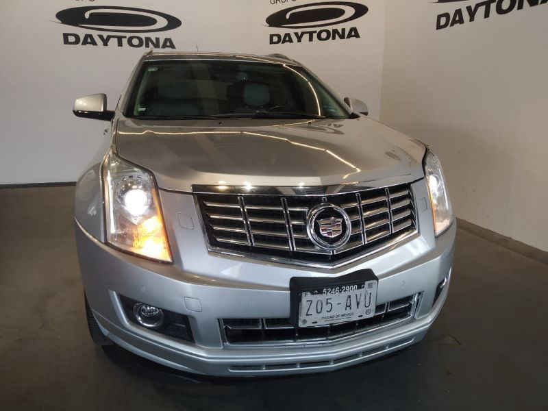 HondaInterlomas's tweet photo. Se vende Cadillac SRX 2013 Usado

  Precio: $ 309,000 MXN Negociable

  Transmisión: Automática

  Color: Plata

  Kilometraje: 84,354Km.

  Ubicación: Huixquilucan, México

  ref20714860 #MaxiPublica #AutosEnVenta https://t.co/BnxHN2NQK0