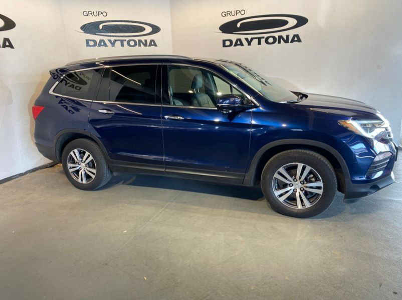 HondaInterlomas's tweet photo. Se vende Honda Pilot 2016 Usado

  Precio: $ 491,500 MXN Negociable

  Transmisión: Automática

  Color: Azul

  Kilometraje: 137,514Km.

  Ubicación: Huixquilucan, México

  ref20720550 #MaxiPublica #AutosEnVenta https://t.co/cH7gg2Fig6
