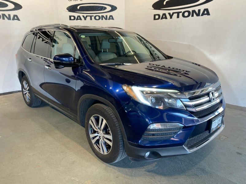 HondaInterlomas's tweet photo. Se vende Honda Pilot 2016 Usado

  Precio: $ 491,500 MXN Negociable

  Transmisión: Automática

  Color: Azul

  Kilometraje: 137,514Km.

  Ubicación: Huixquilucan, México

  ref20720550 #MaxiPublica #AutosEnVenta https://t.co/cH7gg2Fig6