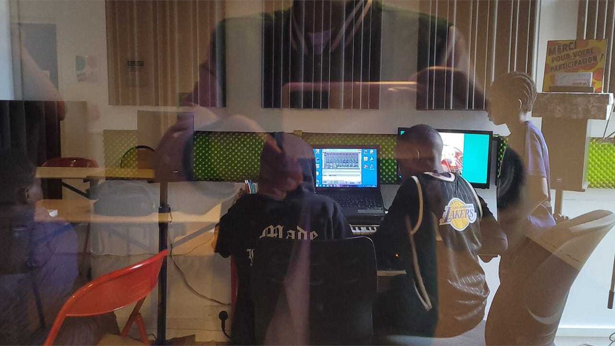 Intervalle 92 tweet media