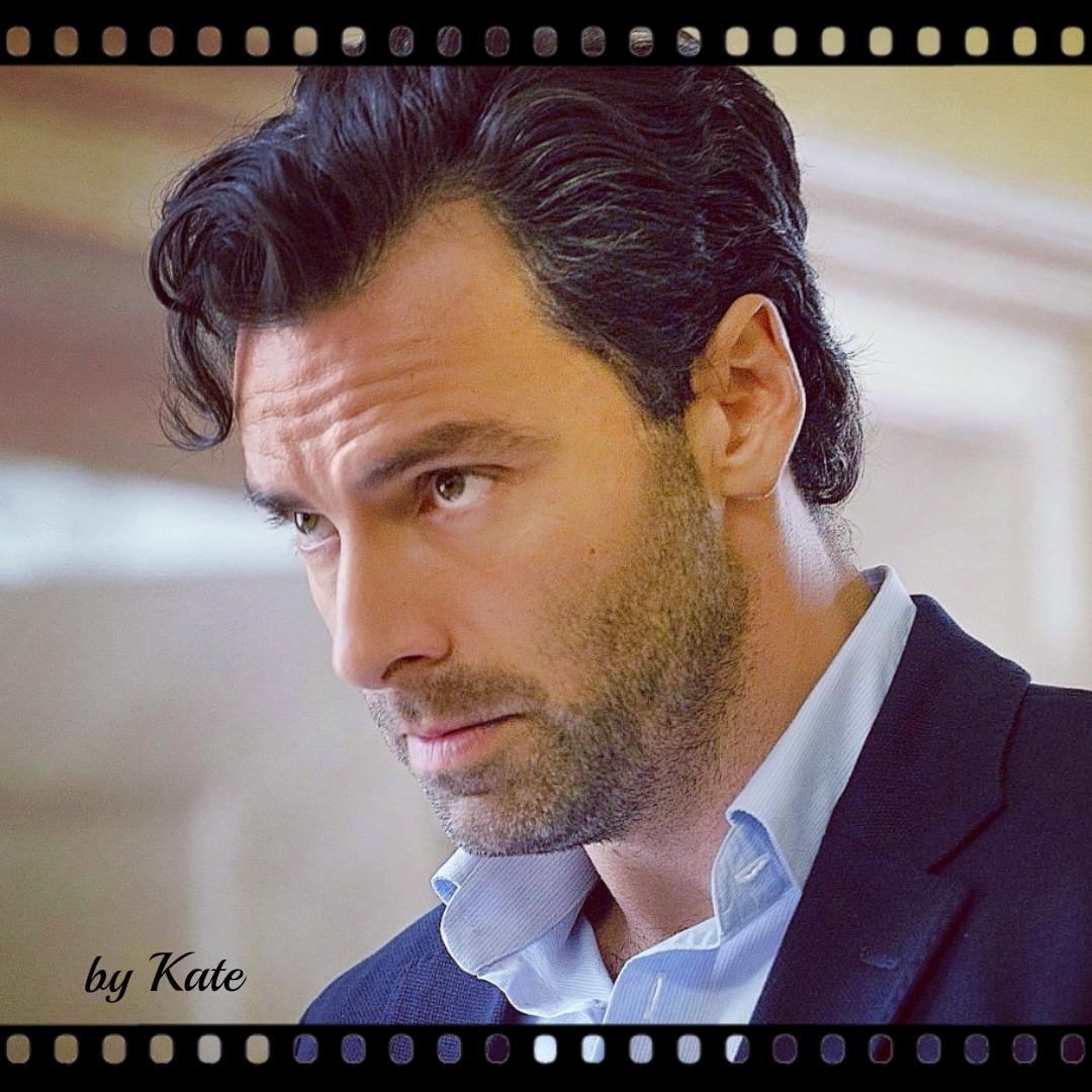 Happy #StubbleSaturday and a lovely weekend everyone! #AidanCrew #AidanTurner