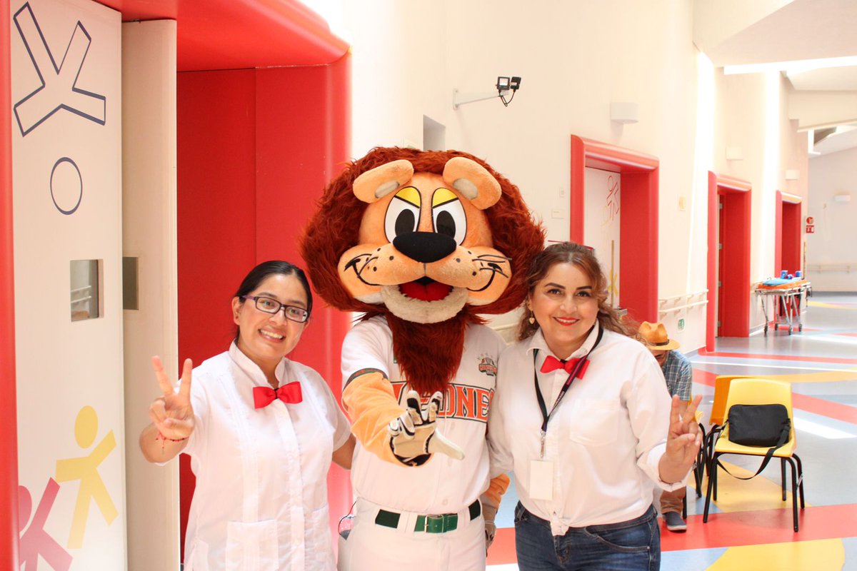 leonesdeyucatan's tweet photo. DÍA DEL NIÑO EN EL CRIT YUCATÁN💛🎉

Leonel "El Coronel" fue a visitar el @CRITYucatan, dónde estuvo presente en el festival del "Día del Niño" jugando, conviviendo, saludando y tomándose fotos con todos niños presentes🙌🏼

#VíveloComoCampeón⭐️ #SomosTeleton https://t.co/XrjDdvzL3X