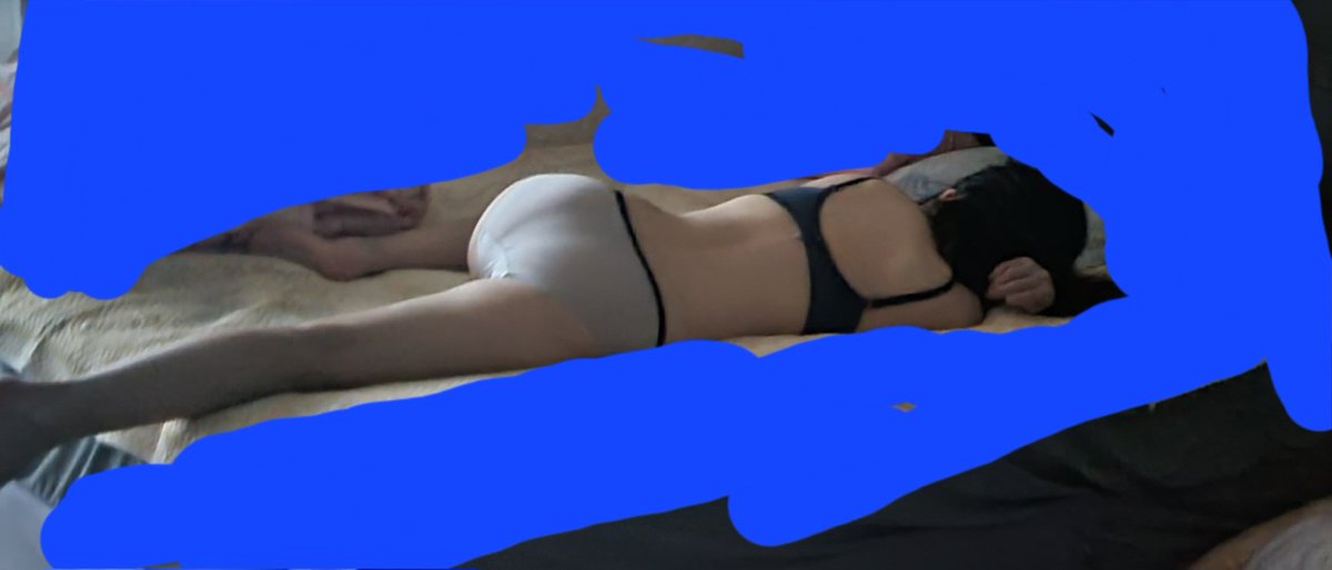 역시 잠따엔 취약한 #와입 #출근전 #1떡 후 널브러진 뒷태
#명품포지 사진은 차차 업뎃예정
흥건히 젖은 상태에서 삽입시 그 짜릿함
4n이지만 박을때마다 쫄깃한 #명품보지소유자 ㅎ

※리트윗시 욕 날아가요