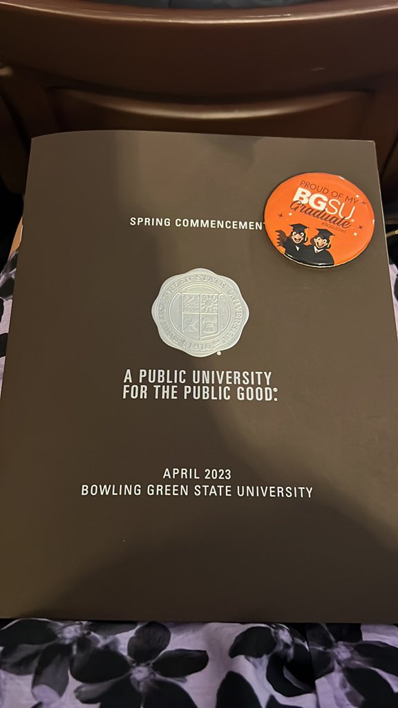 MrsMoore00's tweet photo. Waiting for @fam2301 to walk across the stage!!! @bgsubiz @bgsu https://t.co/d1PEvJr091