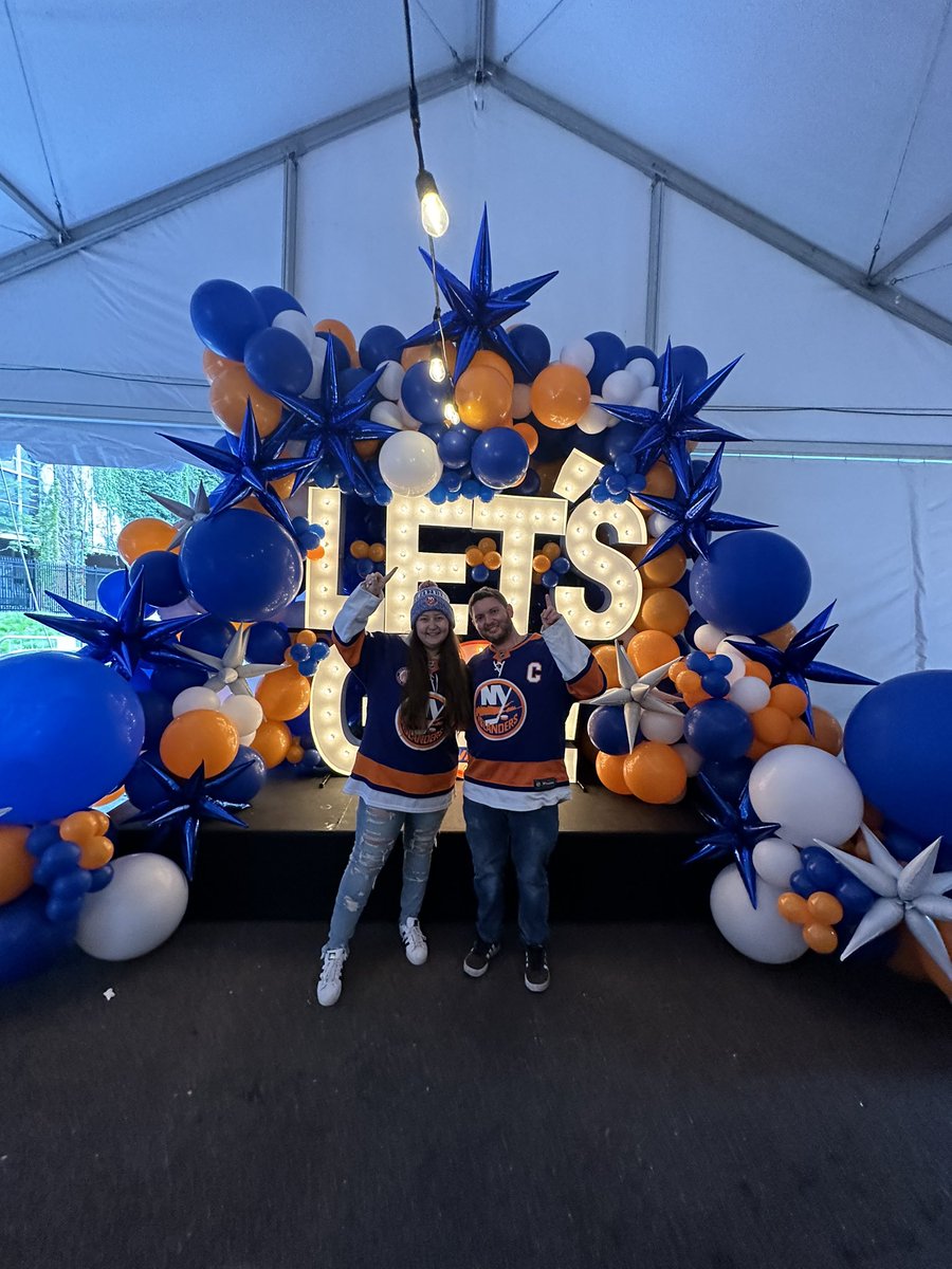 . #ISLES in 7!!! Ready for Game 6!!! #LGI <a href="/NYIslanders/">New York Islanders</a> 💙
