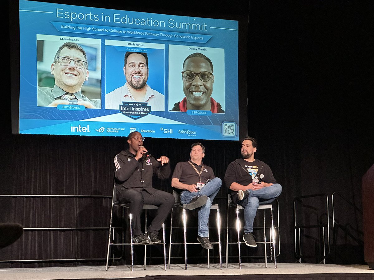 The passionate Danny Martin from @esposure challenging educators to open opportunities for kids to do anything and everything connected to #esports to help prepare them for any future. #Intelinspires #i2esports