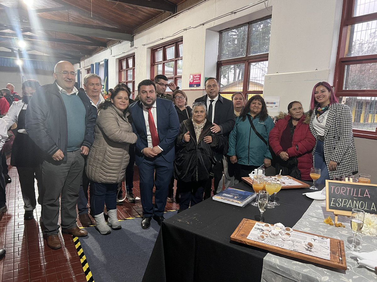 vocerianuble's tweet photo. Participamos de la •Cuenta Pública• de Bulnes 🙌🏾 @municipiobulnes ✅
Seremi @AndradeVaale se trasladó hasta la comuna para acompañar a su alcalde @GuillermoYeber , quien dirigió la ceremonia donde asistieron autoridades y decenas de vecinas y vecinos 📌 https://t.co/t3TMzSJD2s