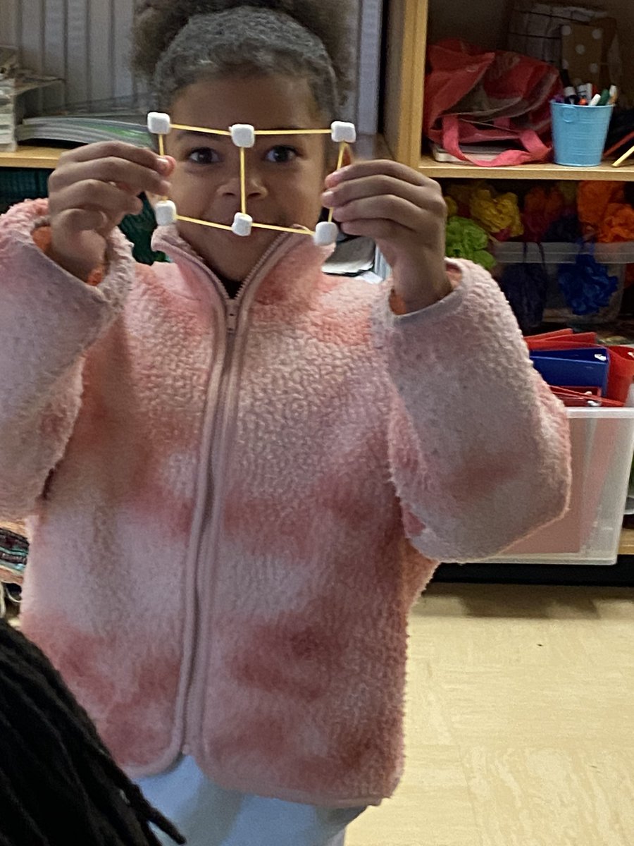 iTeachJones's tweet photo. Today in math we did a math lab! Students got to create 2D and 3D shapes, compare shapes vertices, and make new shapes out of other shapes. Look at the excitement! Our students really enjoyed learning math and ELA together. https://t.co/Yy9RsQQiCH