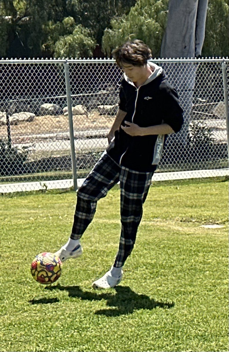 CVHS_Dragons's tweet photo. #Thankyou to all that participated in our 3 v 3 @CVHS_Dragons #soccer tournament this week !! It was super fun and super #competitive!! #lunchtimeactivities #wearedragons https://t.co/rfv3xDt3zK