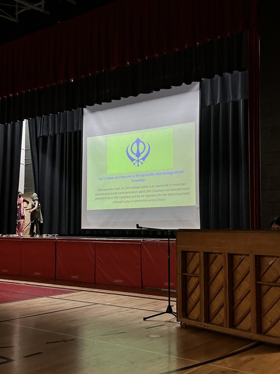 Proud of our students for putting together performances showcasing Sikh dances, singing folk songs, distributing langar & leading workshops for Sikh Heritage Month! The workshops & assembly were a huge success🎉 The @EarnscliffeSPS community is beautiful❤️ @kevseb @LisaWillTeach