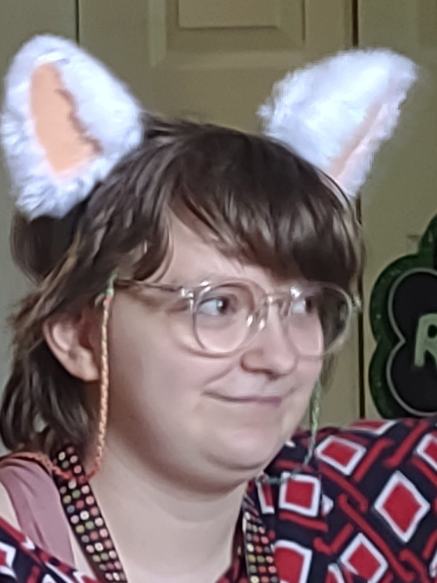 IckynekoX's tweet photo. @AlChestBreach If my son wears his brainwave detecting ears, does it count for pet corner? https://t.co/YPdmmENPUq