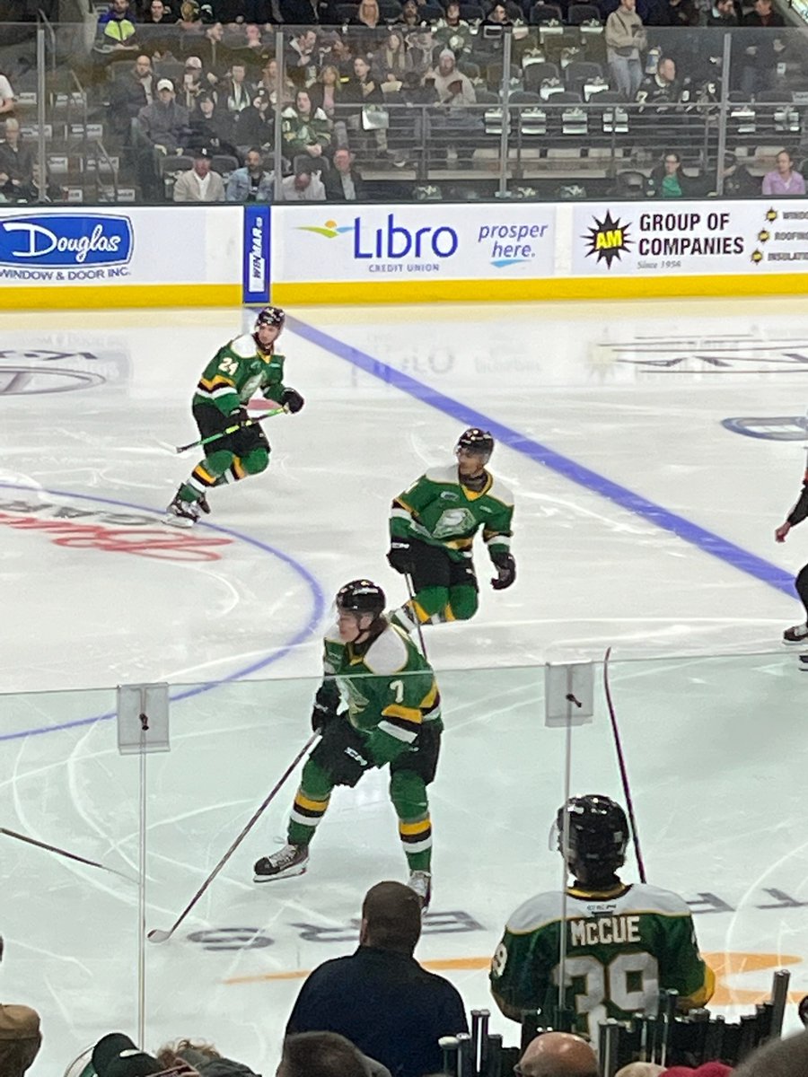 RapsTrollBackUp's tweet photo. @LondonKnights @CoultersRx https://t.co/Kz9n6mlNyj