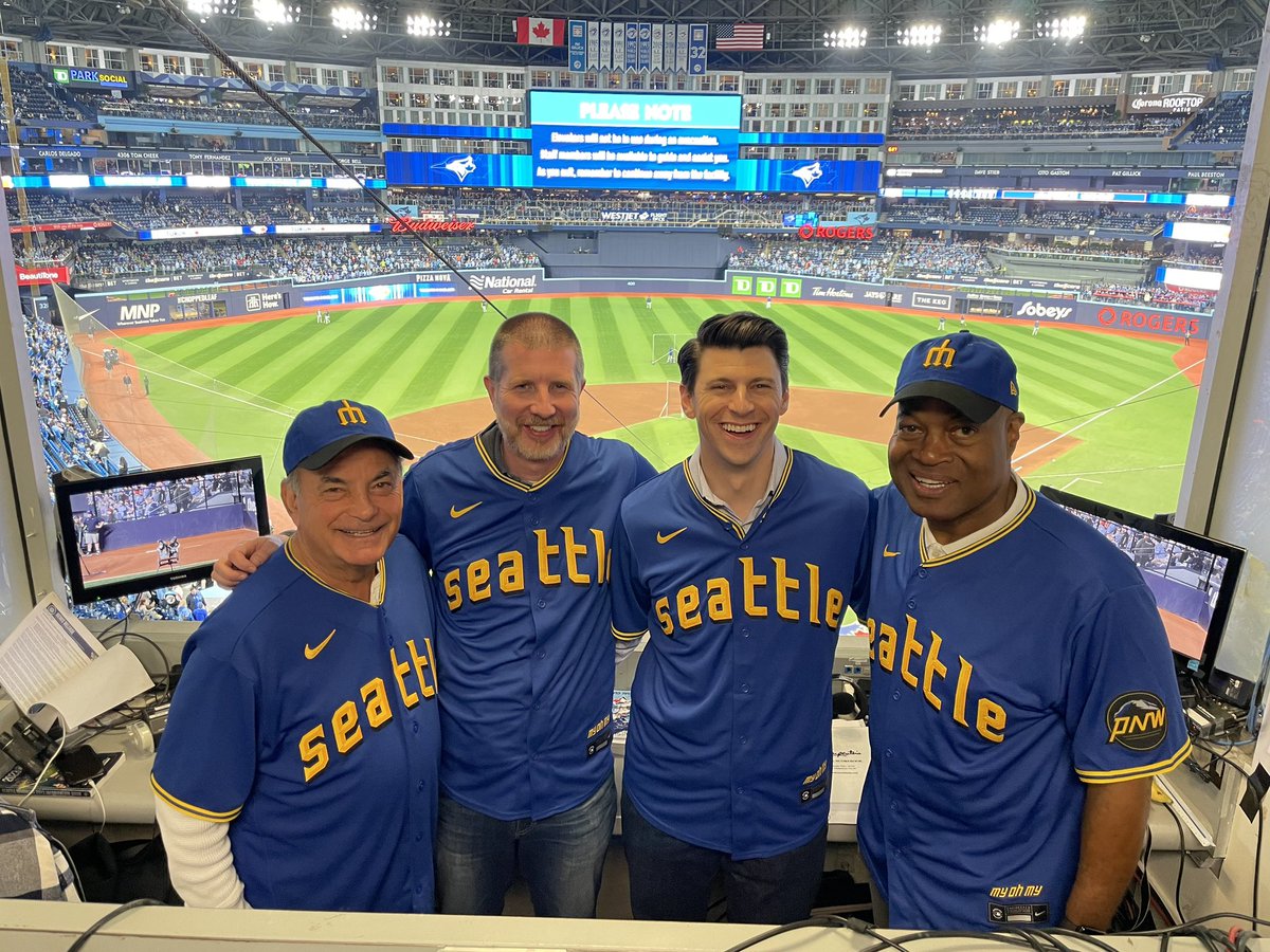 BRWalkoff's tweet photo. The Mariners' broadcast team is rocking the new City Connect jerseys for tonight's game 💙 

(📸: @TheDaveSimsShow) https://t.co/k0sl6t8z1j