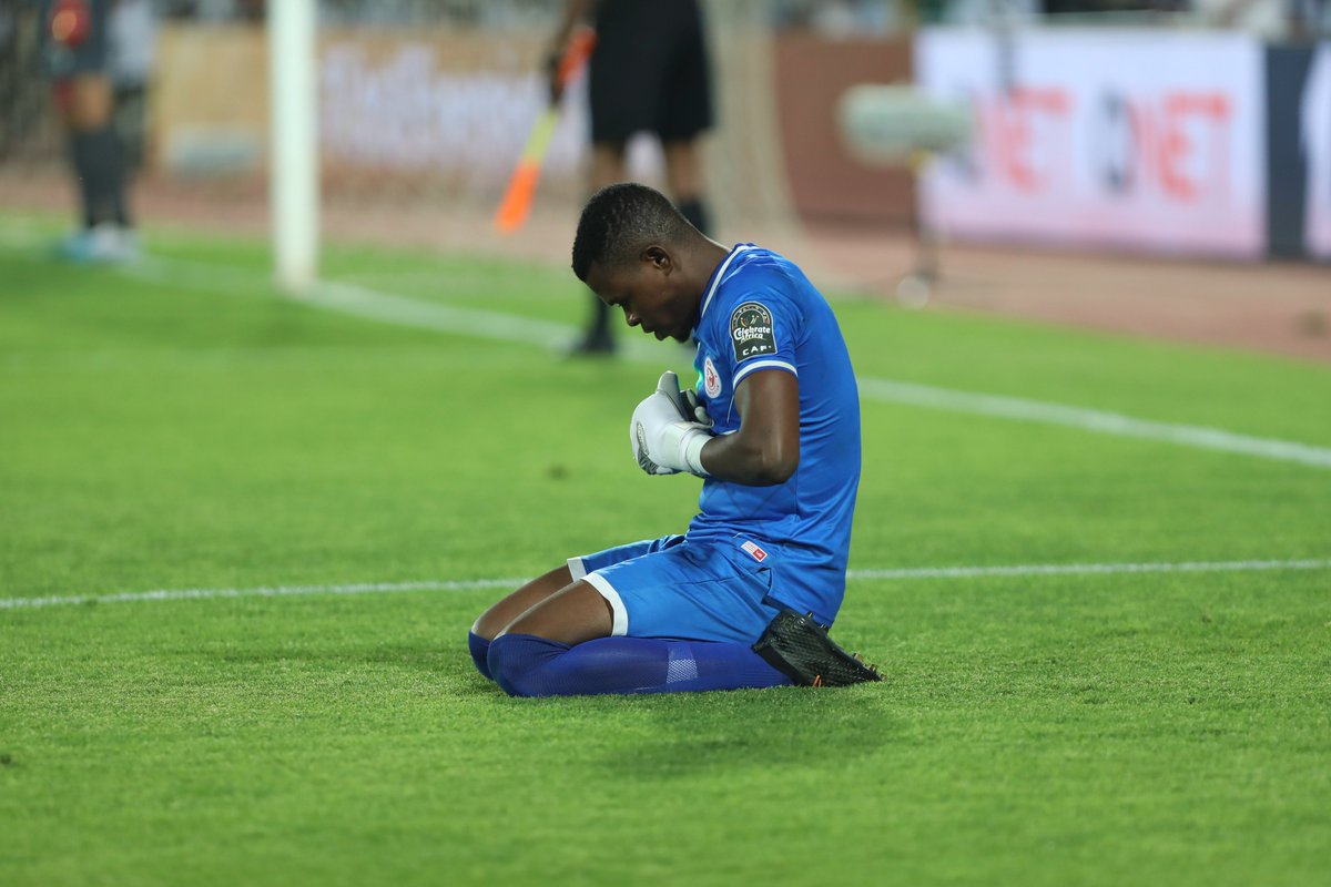 CAFCLCC's tweet photo. Fought till the very end.

Thank you for an incredible #TotalEnergiesCAFCL season, @SimbaSCTanzania! 🔴 https://t.co/pm3cEPXeyI