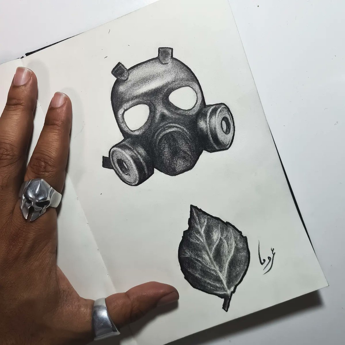 omar24roma's tweet photo. مجموعة سكتشات جديدة ليها بدأت فيها و دول اول اربعة 
Elements .. sketch on board series https://t.co/9jOBgOvDQ0