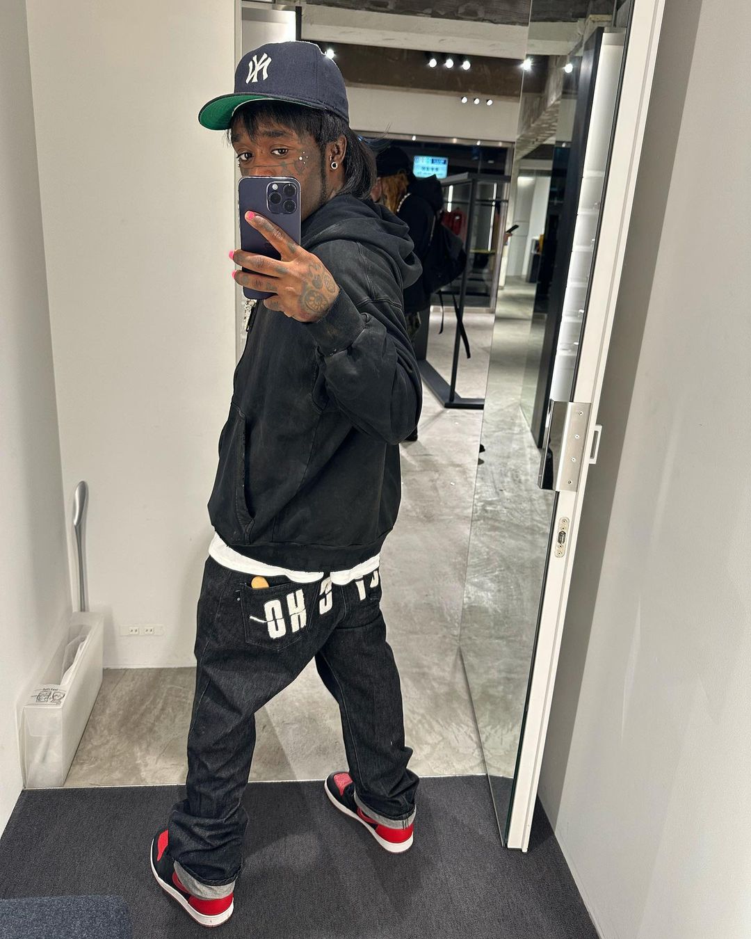 パンツ lil uzi vert Lil Uzi Vert fit pic (2021) 👽 #liluzivert