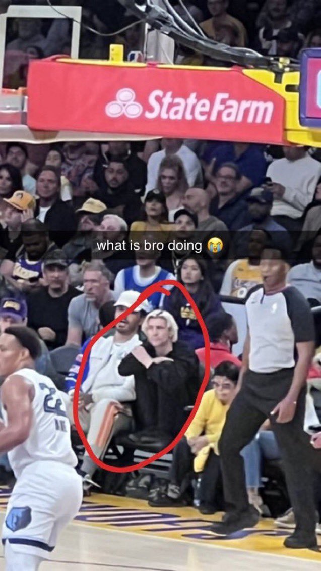 🕐HOURLY🕑 shitpost (@hourly_shitpost) on Twitter photo 