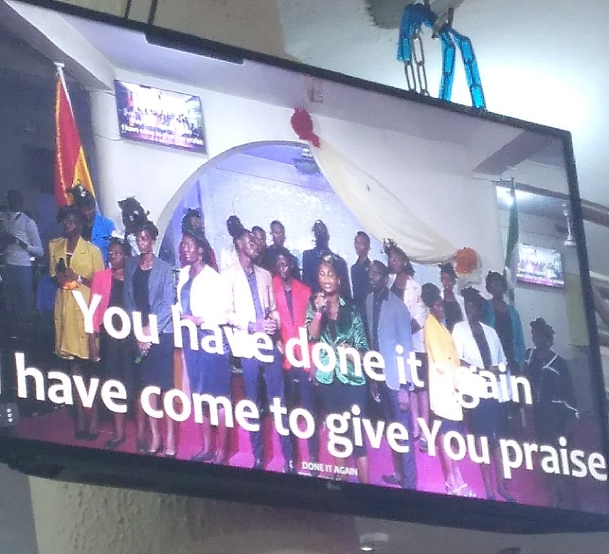 FGCapeka's tweet photo. #NightOfWorship 
#PerfectHeart https://t.co/sXS9gVbOJ0