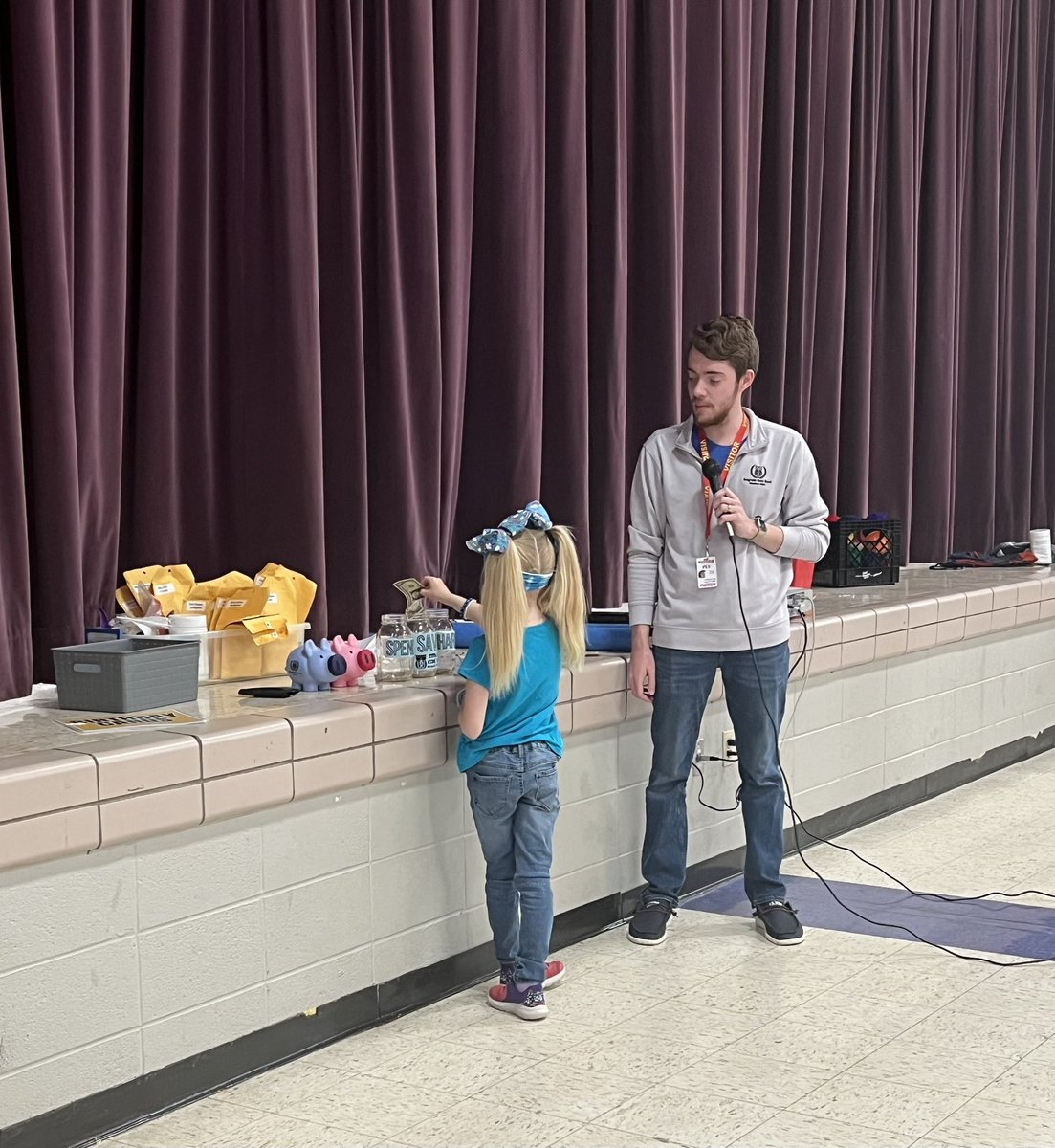 BelgradeStBank's tweet photo. Thank you for having us today @PES_Trojans! 😊
We had a blast! 💜💛🦉

We loved teaching you all about SPENDING, SAVING, &amp; SHARING! 💵

@mobankers @ABABankers
#TeachChildrenToSave #FinancialLiteracyMonth #TCTS #TheOtherLiteracy #CoolOwlKids https://t.co/EwS15jPVd8