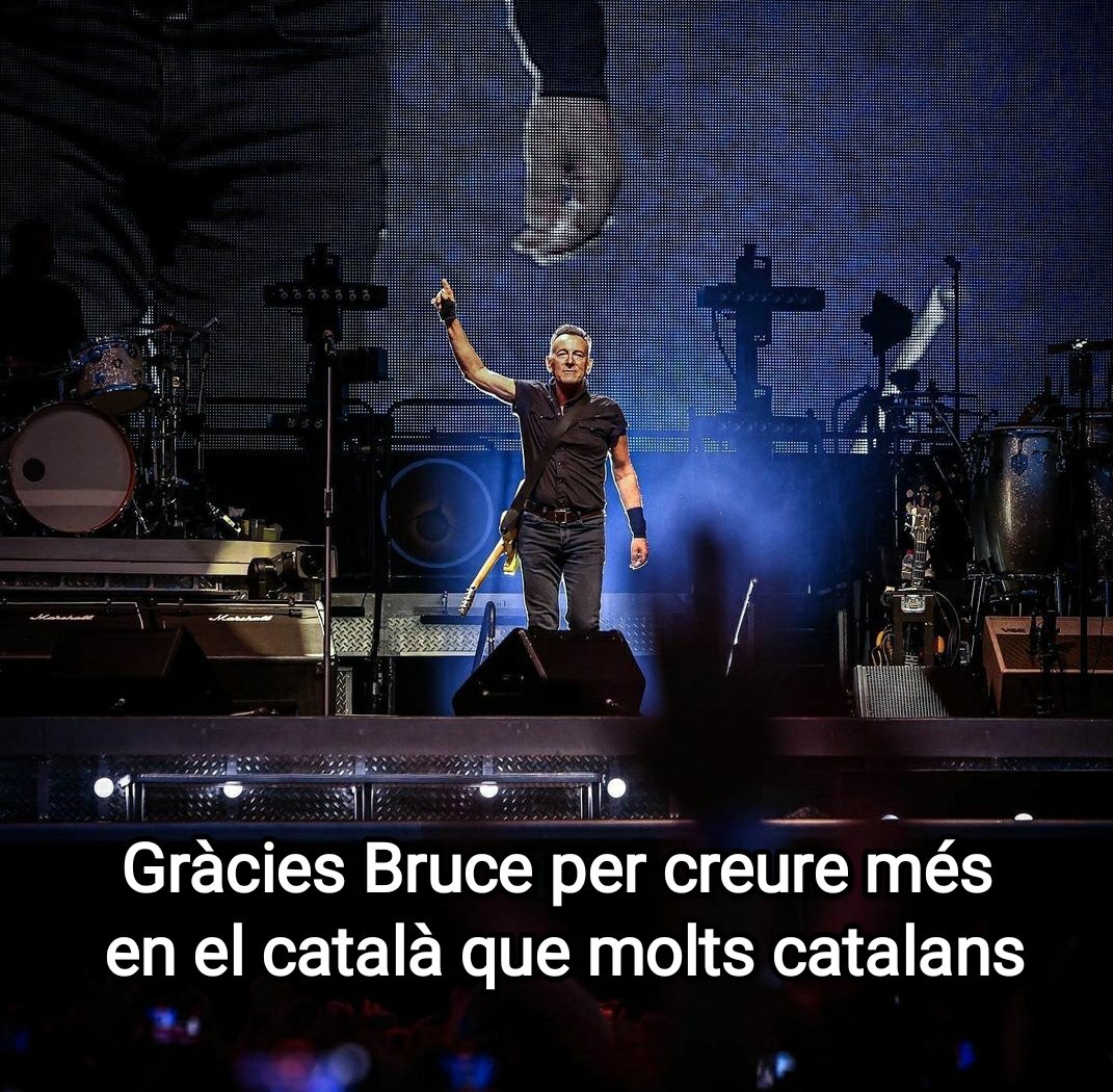tonistrubellt's tweet photo. #brucespringsteen2023 Thanks Bruce for standing up for Catalan! #mantincelcatalà @llenguacat https://t.co/joefSaQXQi