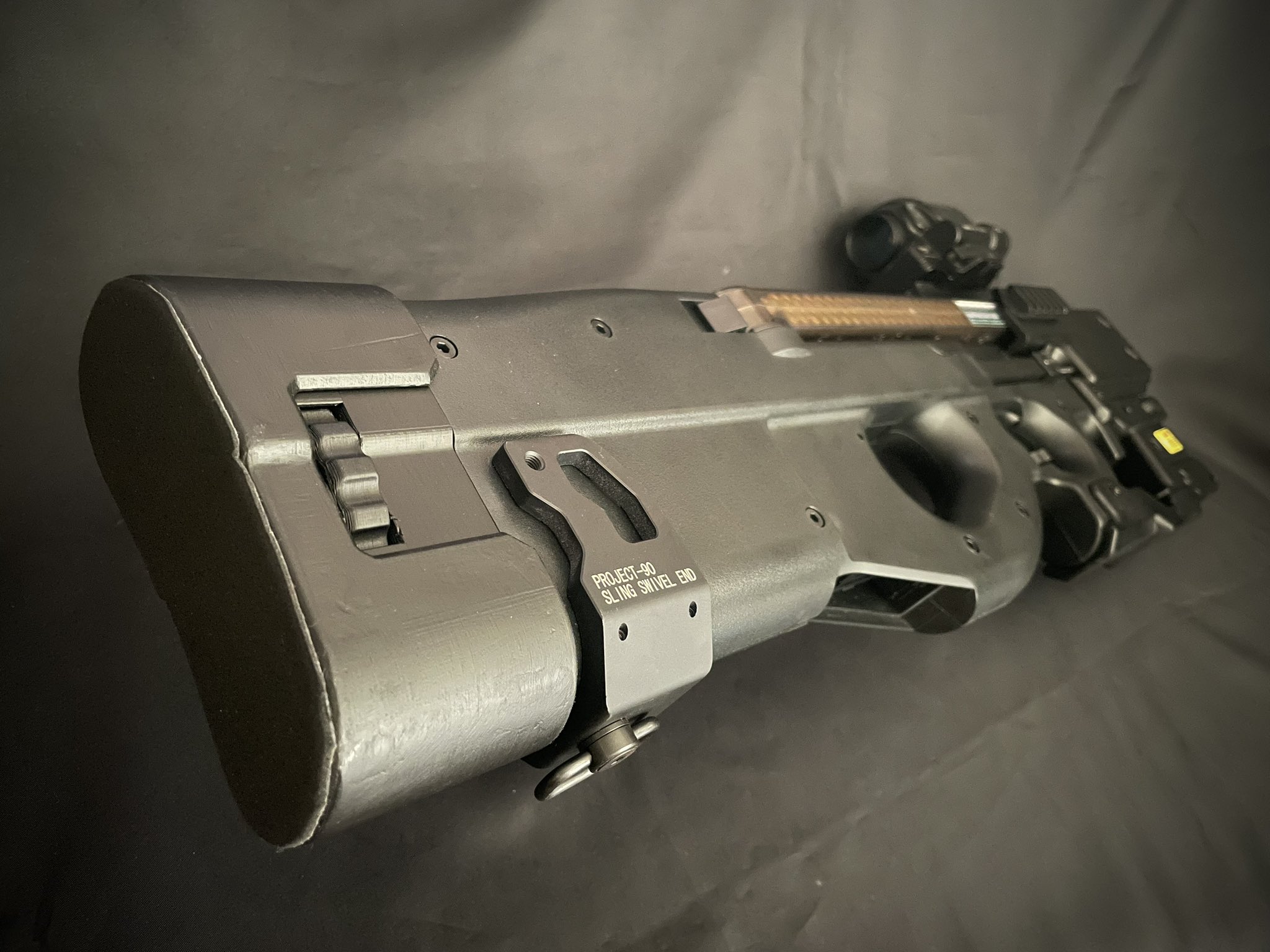 【NIKKE】FN-P90 D-Model『ストームセンター』 NIKKE】FN-P90 D-Model『ストームセンター』