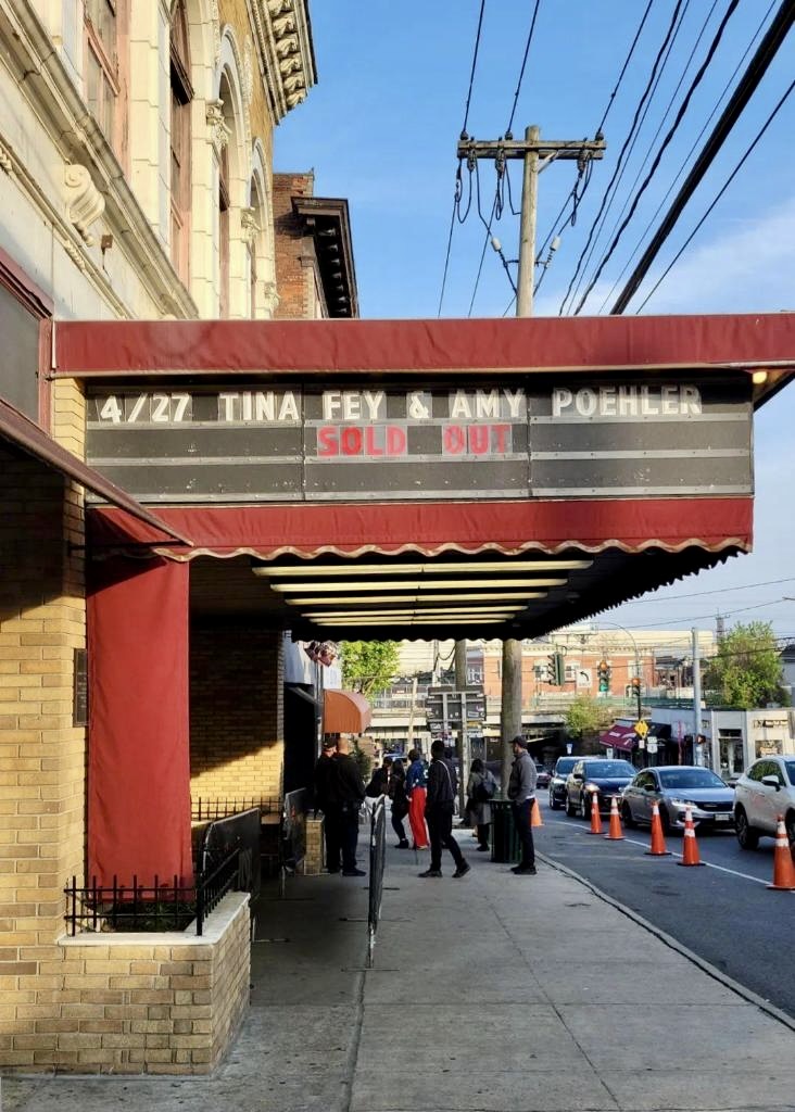 A couple of comedy legends stopped through The Original Rock Palace. Thank you Tina Fey and Amy Poehler for a sold-out night of amazing comedy.