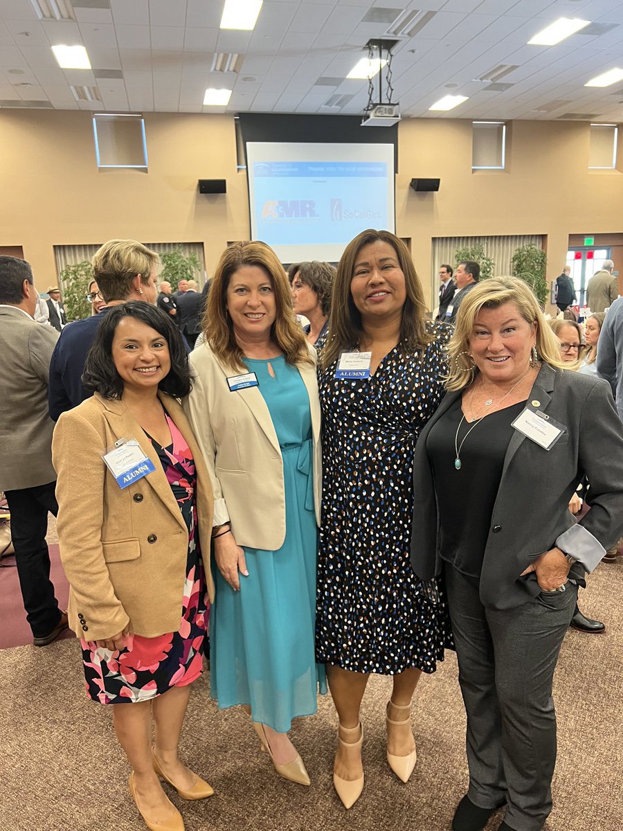 MariaV_SoCalGas's tweet photo. .@socalgas congratulates @VCLeadership Journey to Leadership Awards Luncheon honorees.  You make @CountyVentura a better place to live and work! #ProudSponsor https://t.co/BLLiJnVsCi