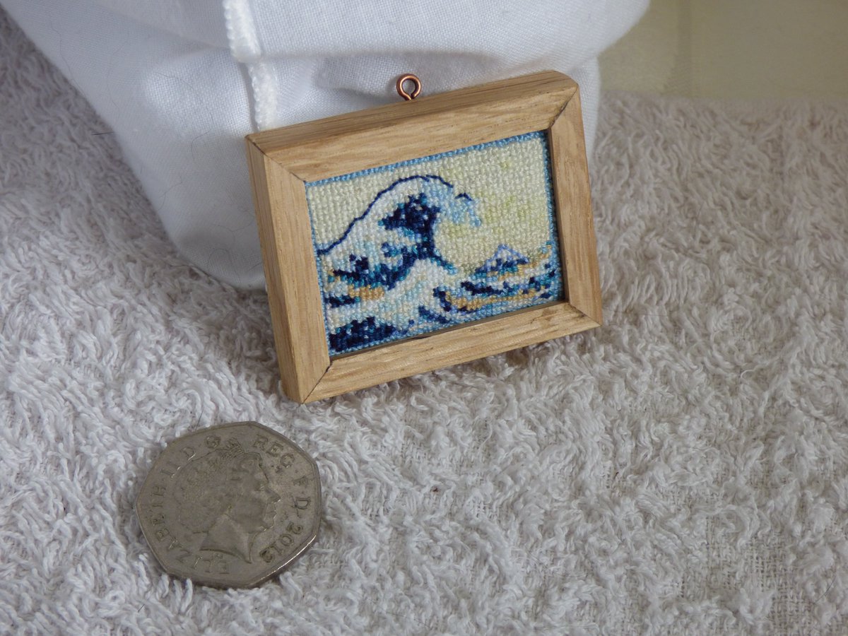 Miniature cross-stitch of 'The Great Wave', by Hokusai
-
folksy.com/items/8125081-…
-
etsy.com/uk/shop/NicsIn…
-
#newonfolksy #folksyseller #folksy #etsy #etsysellers #newonetsy
