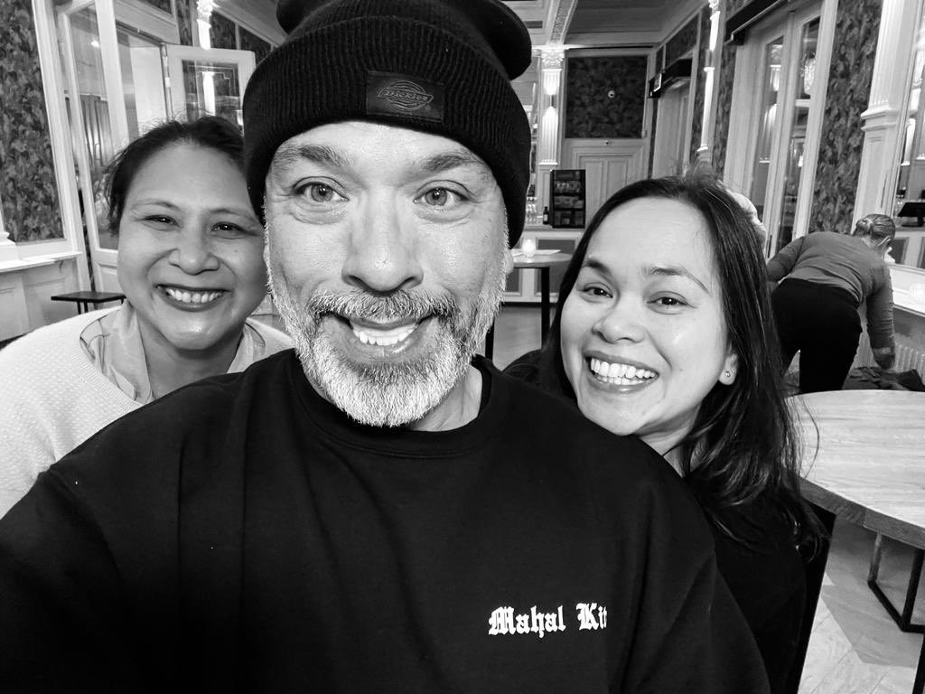 sharongil's tweet photo. From Paris to Amsterdam to watch #jokoy and his crew. So glad I made the trip #jokoyworldtour2023 https://t.co/Sdd96xOL7R