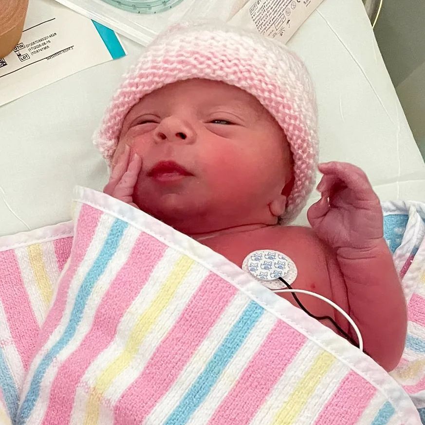 chinaclay_clov's tweet photo. Chinaclay has a new team member! Introducing Imogen Marie Crawford, who joined us earthside on Thursday 27th April, small yet mighty and just in time for Mothers' Day! I'll be taking a short break but @lydiacollinsxx and the team have you covered, so it's business as usual i… https://t.co/qQa1cCIDtt