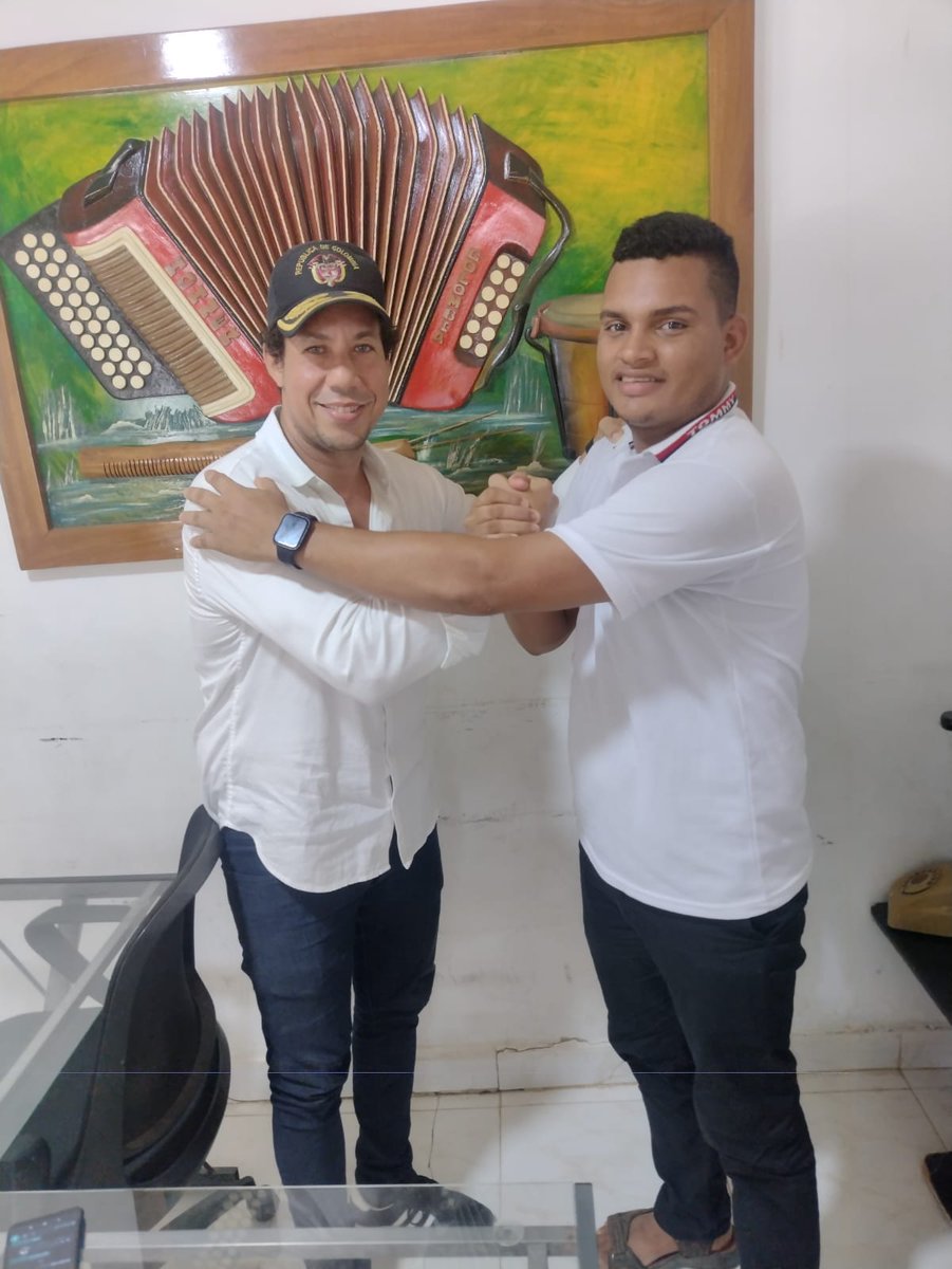 CervantesPipe's tweet photo. ¡#Pipismo!  Y un ¡#LideAzgoDifeRente!

Tenemos una identidad política propia y original que hemos venido creando con sacrificio, con constancia, con disciplina, sin tradicionalismo y sin estructuras politiqueras tradicionales y clientelistas, eso es lo importante y atractivo. https://t.co/hNF32ja9sH