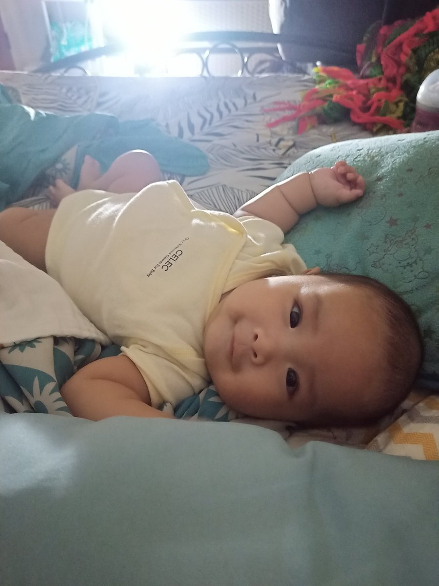 Rosadyosa's tweet photo. Aga nmn magpacute. 🥹 https://t.co/DGcCyZdUaF