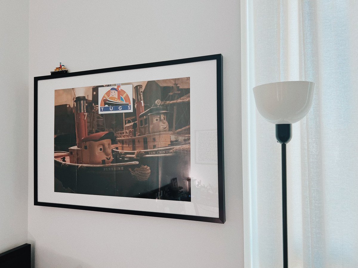 TheThomasWGuy's tweet photo. + mini layout and a poster moment 💫 https://t.co/16X1av0ZZQ
