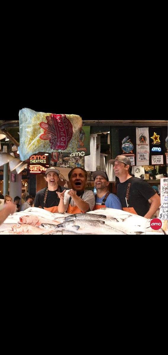 shawndaddio's tweet photo. @CEOAdam in Seattle catching a mega bag at #PikesPlace.
#AMC #APE #CHOKEonTHAT https://t.co/L0122kntSM