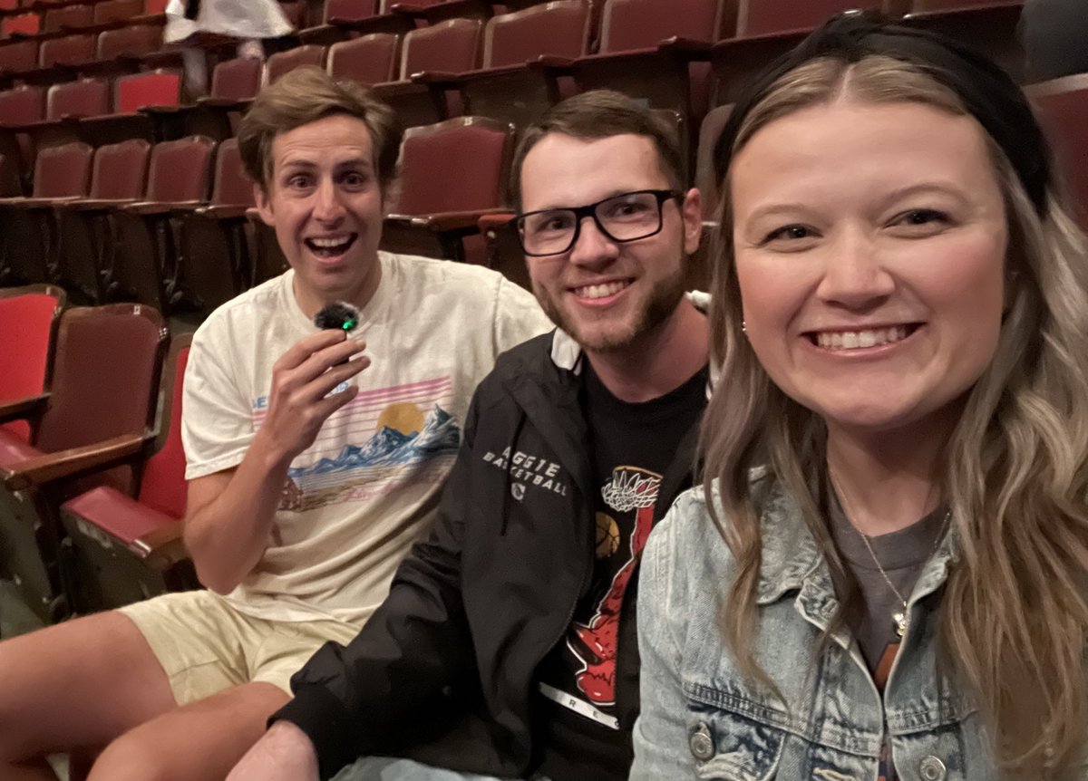 justin_smart's tweet photo. Just got interviewed by @benrector before his concert. Get to concerts early! https://t.co/Ahgyt6OEs1